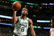 [NBA]布朗干拔三分 为凯尔特人拿下首分